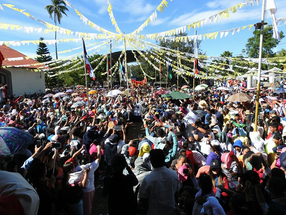 El obispo presidió las solemnidades religiosas en honor del llamado Cristo Negro, en el Santuario Diocesano Nuestro Señor de Esquipulas. LA PRENSA/ Luis Eduardo Martínez