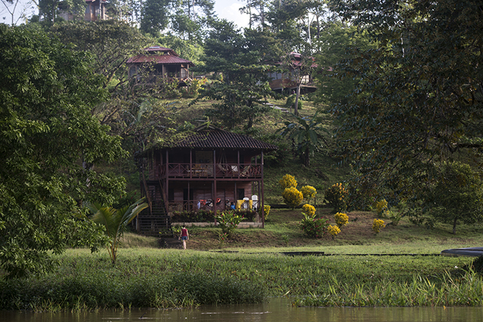 Si es de los turistas que les gusta lugares tranquilos y que tengan mucha conexión con la naturaleza, el hotel Guacimo Lodge puede ser una opción. Está ubicado a orillas del Río San Juan. LA PRENSA/ JADER FLORES