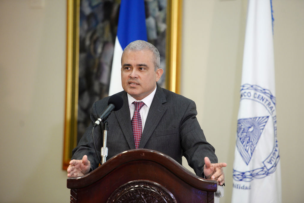 Ovidio Reyes, presidente del Banco Central, presentando un informe del PIB de Nicaragua y las perspectivas económicas. LA PRENSA/ARCHIVO /Maynor Valenzuela