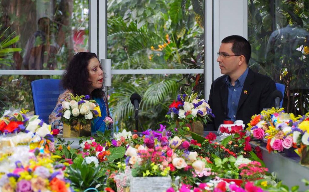 Rosario Murillo también participó en la reunión con el canciller de Venezuela Jorge Arreaza. LA PRENSA/ TOMADA DEL TWITTER DE LA CANCILLERÍA DE VENEZUELA