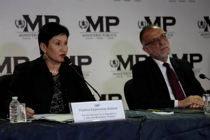 La exfiscal general de Guatemala, Thelma Aldana, y el titular de la Comisión Internacional Contra la Impunidad en Guatemala (Cicig), Iván Velásquez. LA PRENSA/ EFE