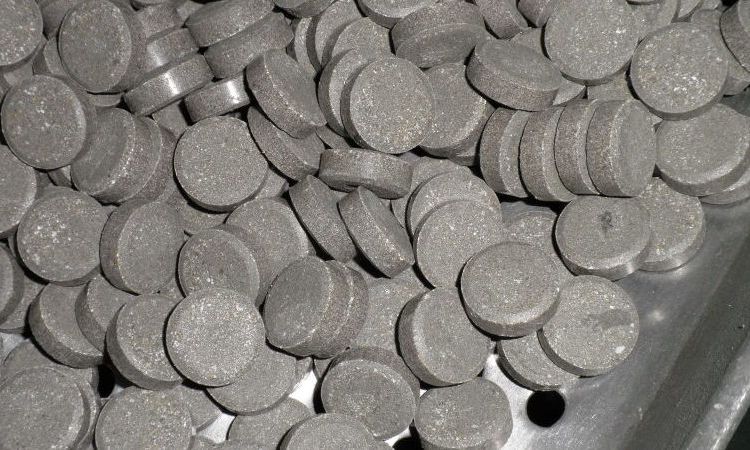 Estas son las pastillas de fosfuro de aluminio, las que habría introducido el detenido a su exesposa.
