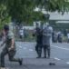Dos jóvenes y un policía mueren en protestas durante enfrentamiento entre antimotines y ciudadanos en Managua y Tipitapa Dos jóvenes y un policía mueren en protestas durante enfrentamiento entre antimotines y ciudadanos en Managua y Tipitapa