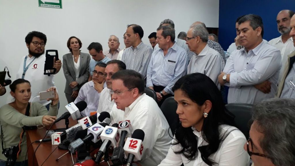 Líderes empresarios en conferencia de prensa llamaron a una marcha. LA PRENSA/ARCHIVO