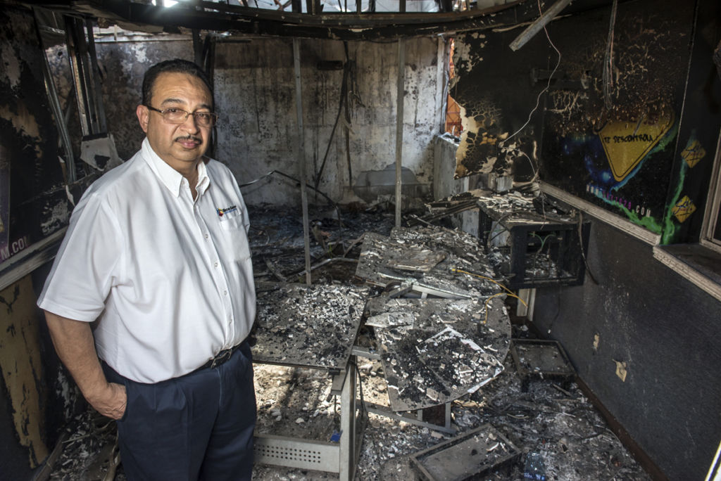 Aníbal Toruño, director de Radio Darío, asegura que el incendió dejó unos 450 mil dólares en daños. LA PRENSA/ Óscar Navarrete