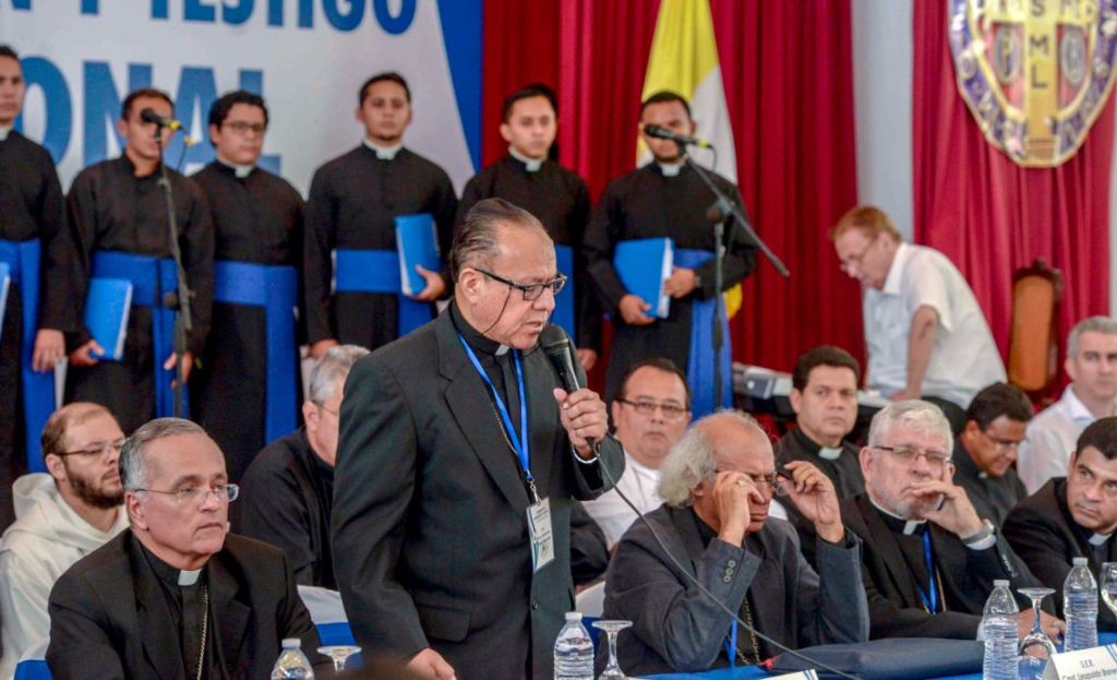Monseñor Abelardo Mata, obispo de Estelí, habló en nombre de la Conferencia Episcopal para exigir el cese de la represión durante el diálogo nacional. LA PRENSA/ CARLOS VALLE