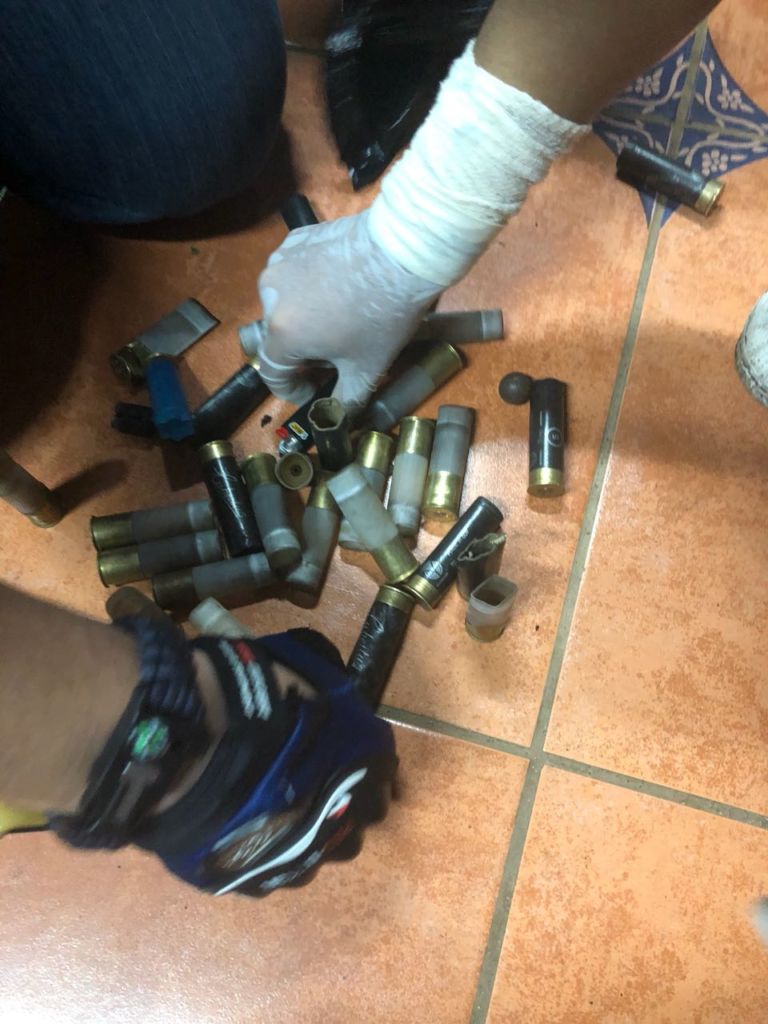 Según los estudiantes de la UNA, esta imagen muestra lo que la Policía les habría disparado este sábado. LA PRENSA / Cortesía.