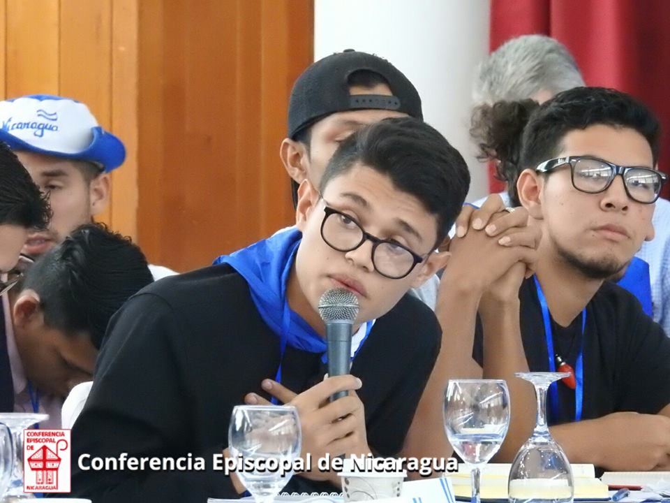 renuncia, diálogo