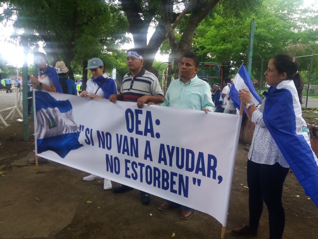 golpe de Estado, diálogo