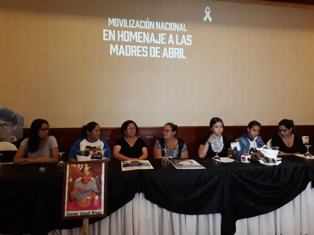 El Movimiento Madres de Abril en una conferencia de Prensa brindada la mañana de este jueves. LAPRENSA/IVETTE MUNGUIA