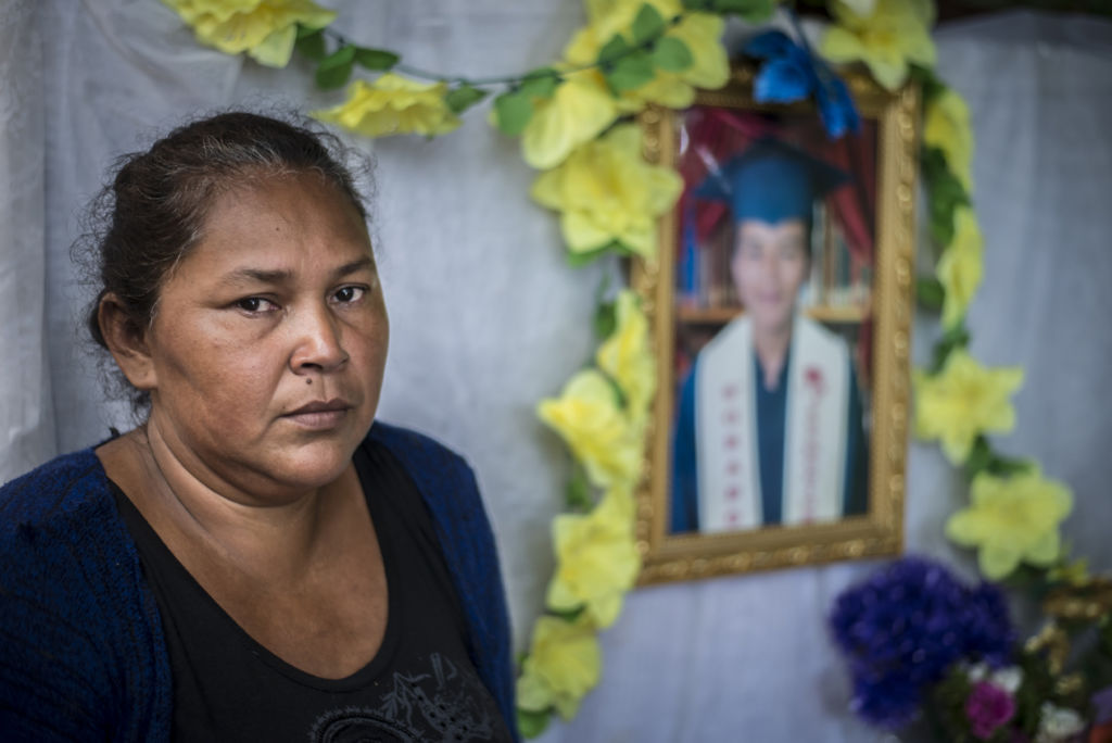 Doña Aura Lila, 45 años, madre de Junior Gaitán. LA PRENSA / Óscar Navarrete