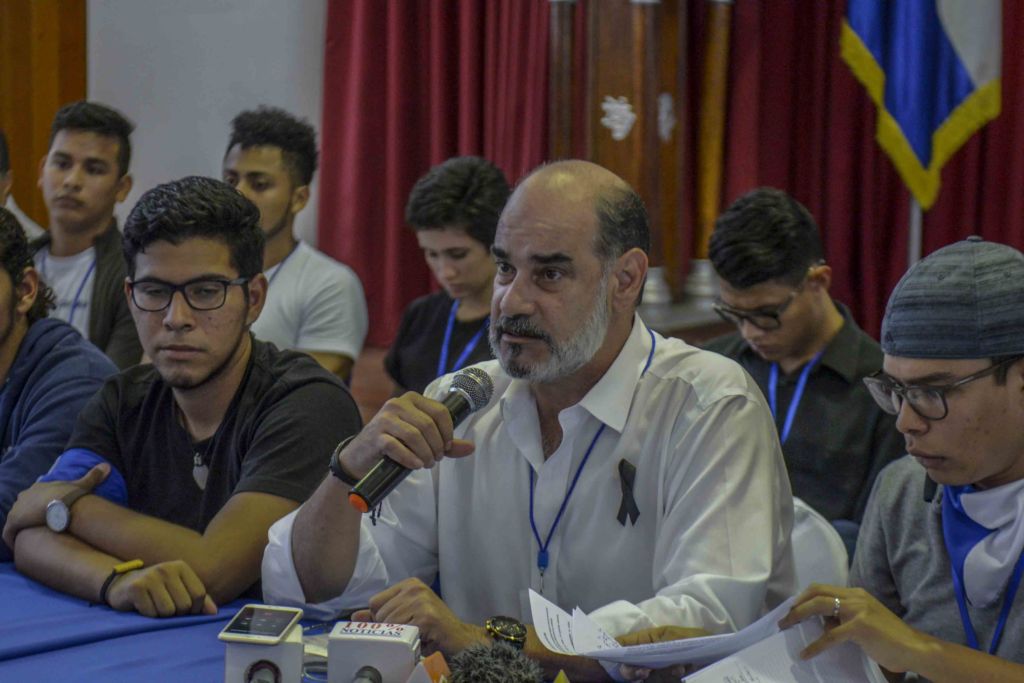 Los representantes del sector empresarial participaron en el Diálogo Nacional con el gobierno, buscando como solucionar la crisis que atraviesa el país. LA PRENSA/ CARLOS VALLE
