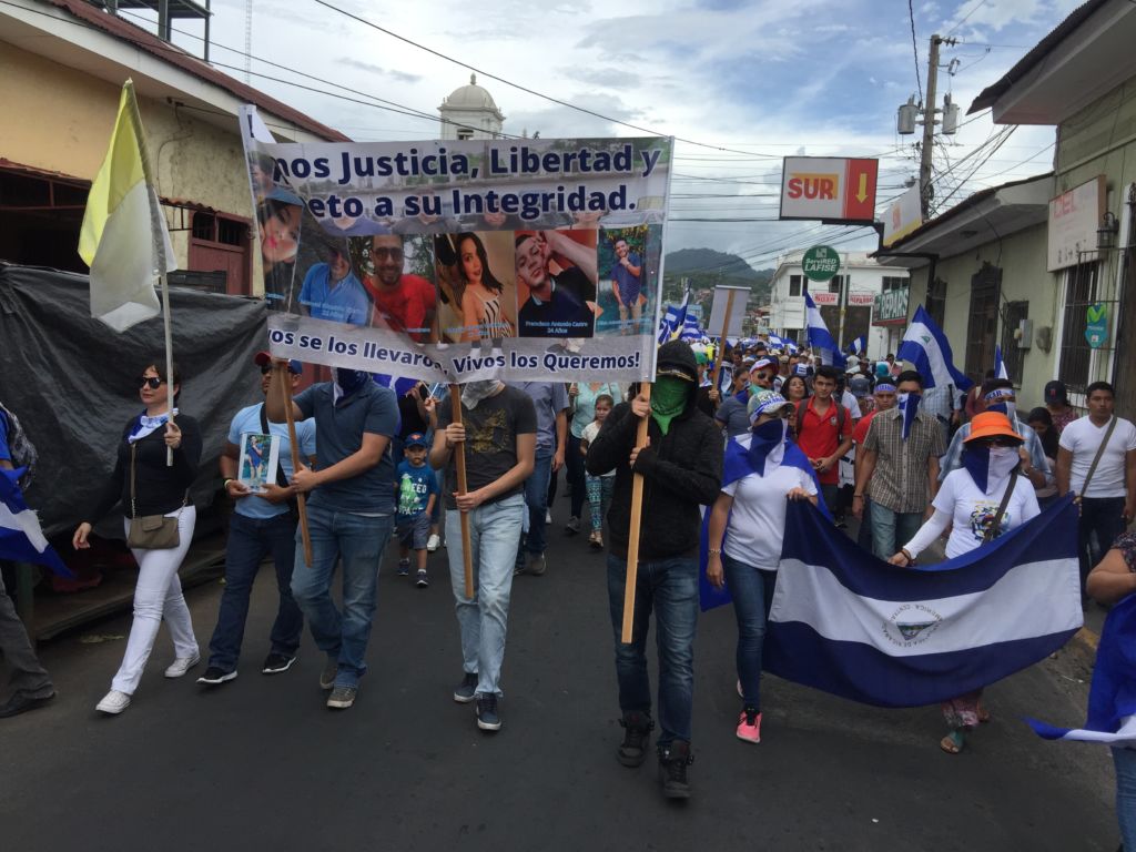 Matagalpinos marcharon en ocasión de los primeros 100 días de protestas en Nicaragua. LA PRENSA/ LUIS EDUARDO MARTÍNEZ