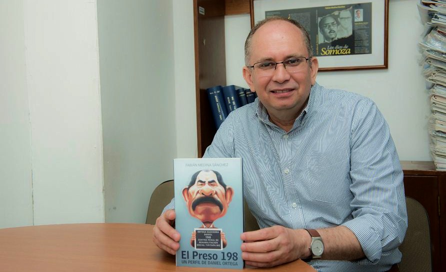 El periodista de LA PRENSA Fabián Medina, escritor del libro "El preso 198" sobre la historia de Daniel Ortega. LA PRENSA/ ÓSCAR NAVARRETE