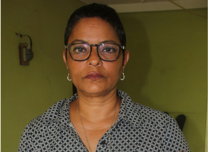 Marcia Lorena Montes Sandino, tenía 20 años de trabajar en el Sistema de Biblioteca de la Universidad Nacional Autónoma de Nicaragua (UNAN-León). También fue despedida hace varias semanas. LA PRENSA/ EDDY LÓPEZ