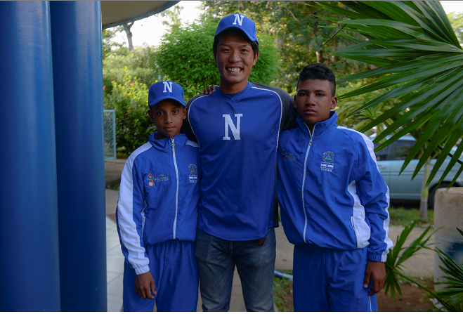 Por sus conocimientos como entrenador, el Japonés Shota Abe compartió sus conocimientos con las selecciones mejores y juveniles de Nicaragua por medio de Feniba. Foto ARCHIVO