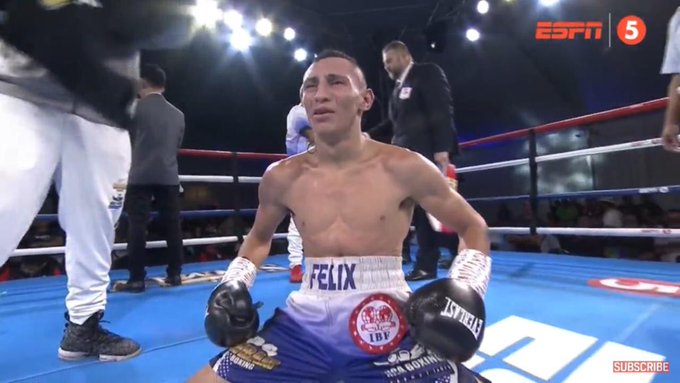 Félix Alvarado derrotó por nocaut técnico al filipino Randy Peltacorin este lunes, para ganar la corona de las 108 libras de la FIB. LA PRENSA/CORTESÍA