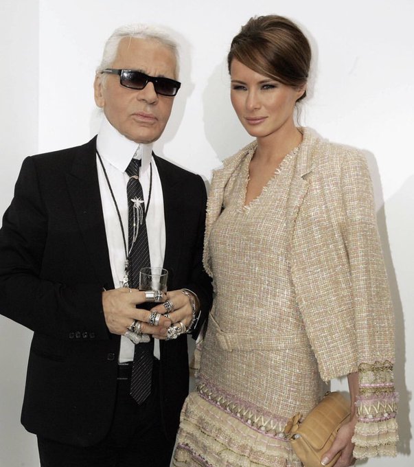 La Primera Dama de los Estados Unidos, Melania Trump, junto al diseñador Karl Lagerfeld de Chanel. LA PRENSA/ Tomada del Twitter de Flotus