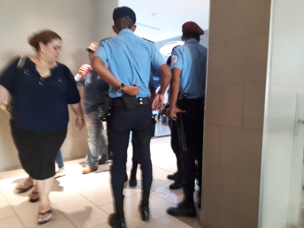 policias, Metrocentro