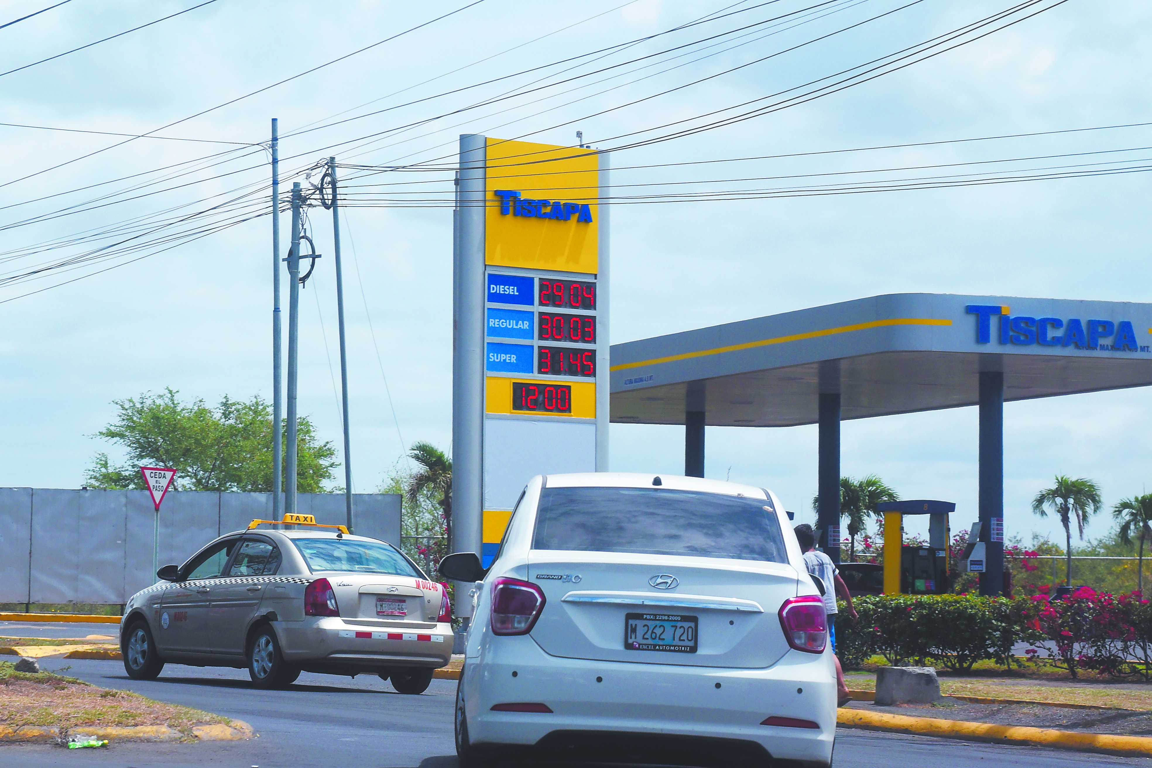 Las gasolineras de Petronic tienen nombres, logos y colores diferentes. LAPRENSA/RobertoFonseca
