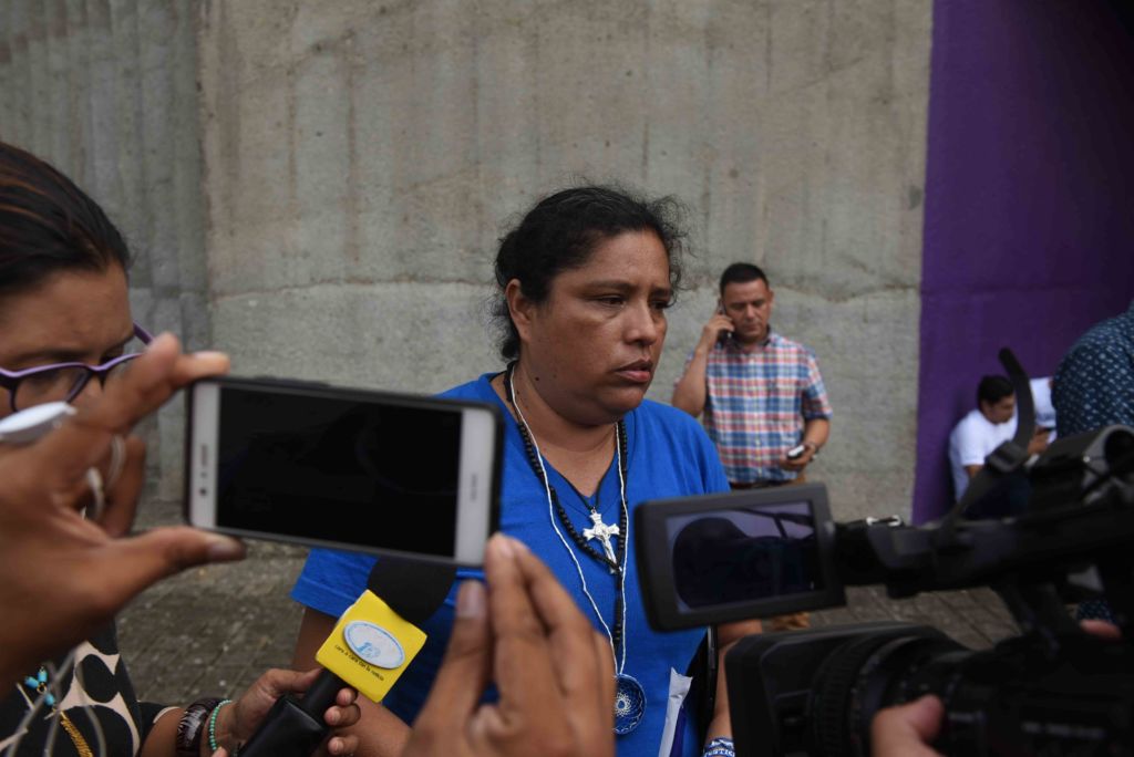 Olesia Muñoz, dijo que Daniel Ortega y Rosario Murillo, eran árboles podridos