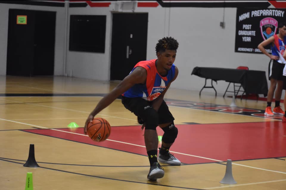 Norchad Omier en el campemanto de baloncesto en Miami actualmente. Foto Cortesía Wesley Savery.