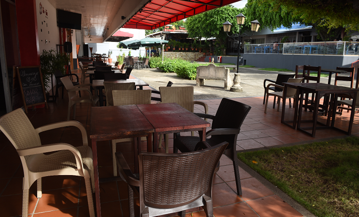 bares y restaurantes