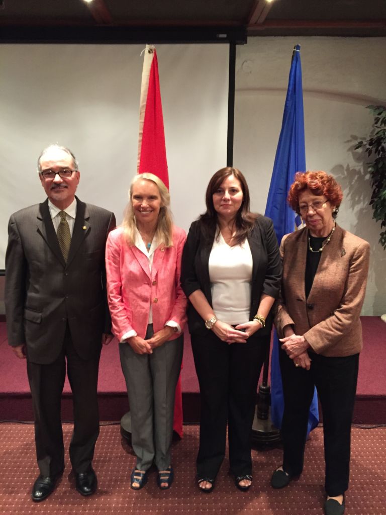 embajadora, México, OEA, Carmen Moreno Toscano, mujeres