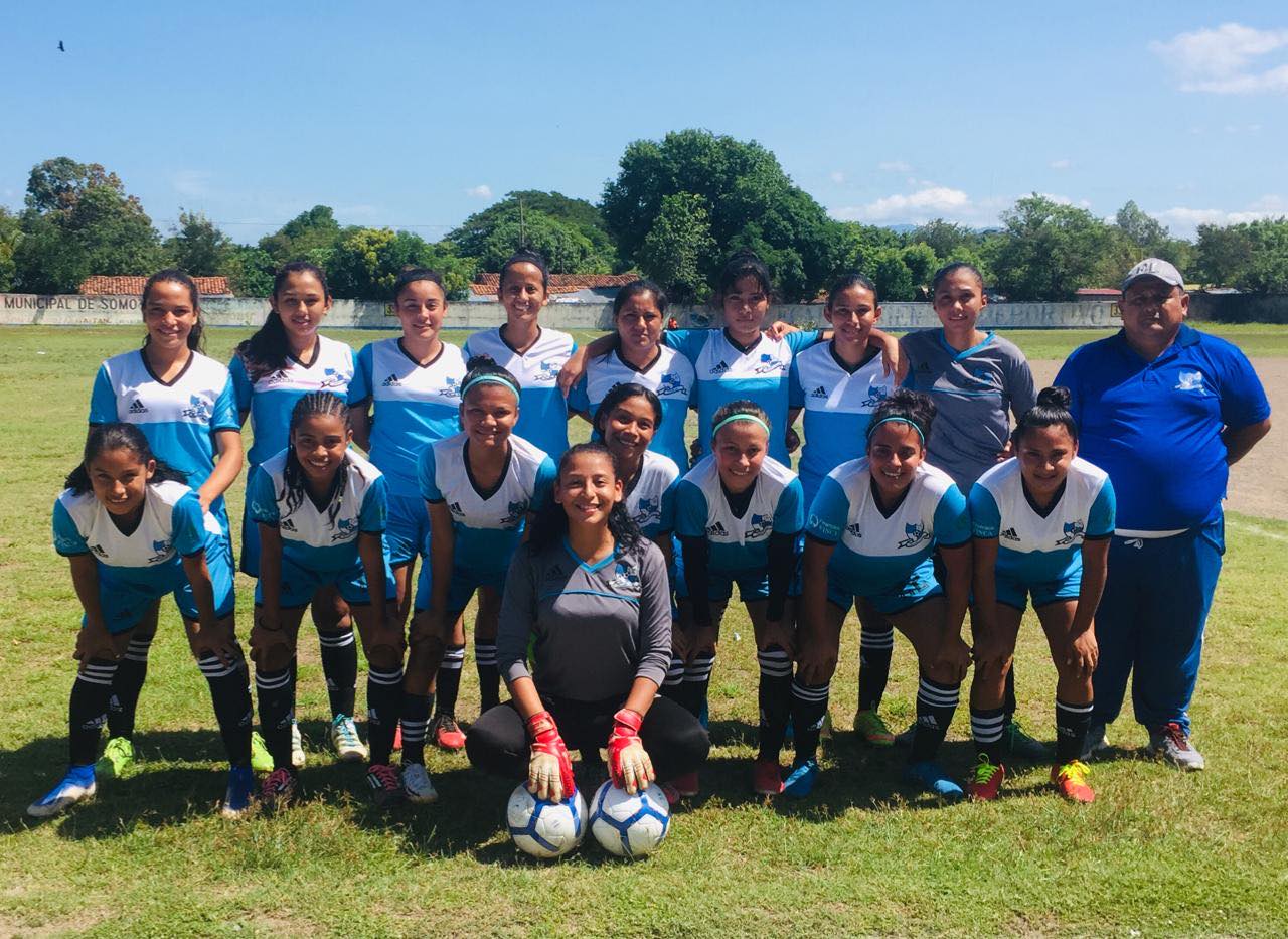 Somotillo FC de fiesta tras sellar su pase a la hexagonal en Primera División - La Prensa (Nicaragua)