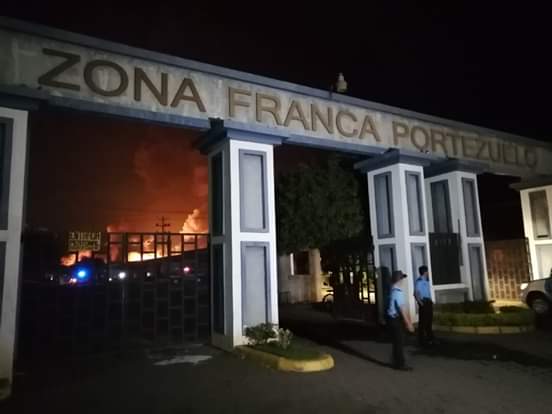Incendio Consume Las Bodegas De Tres Empresas En Portezuelo