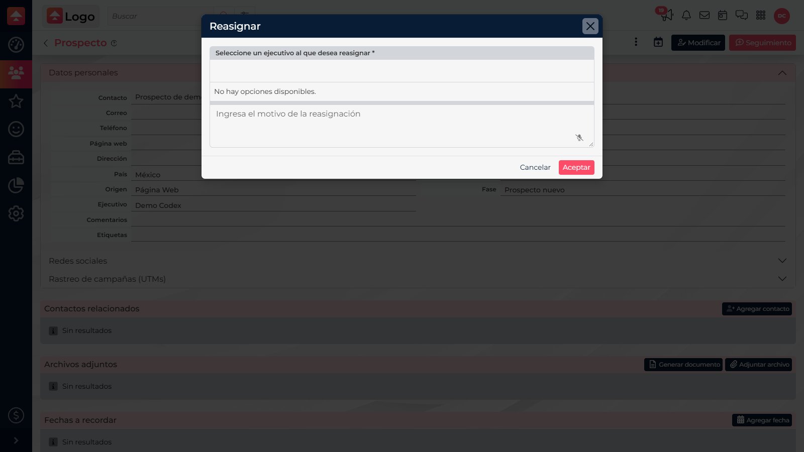 Ventana Reasignar con selector de ejecutivo y campo Comentarios