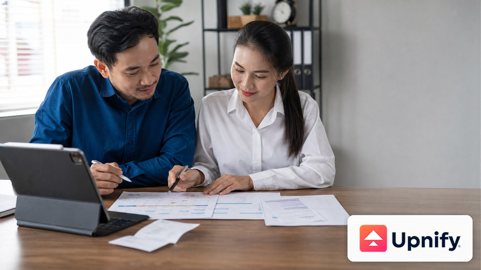 Person reviewing a payment schedule and a customer’s collection progress.