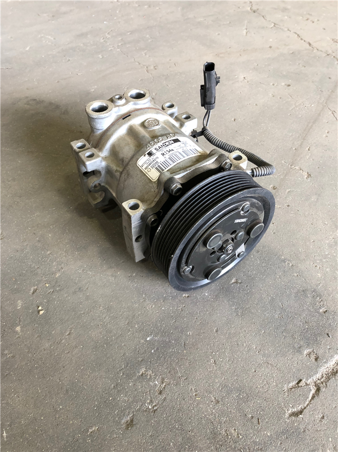96-01 Dakota V6 3.9L V8 5.2L 5.9L AC Compressor Fits 98-01 Dodge Durango