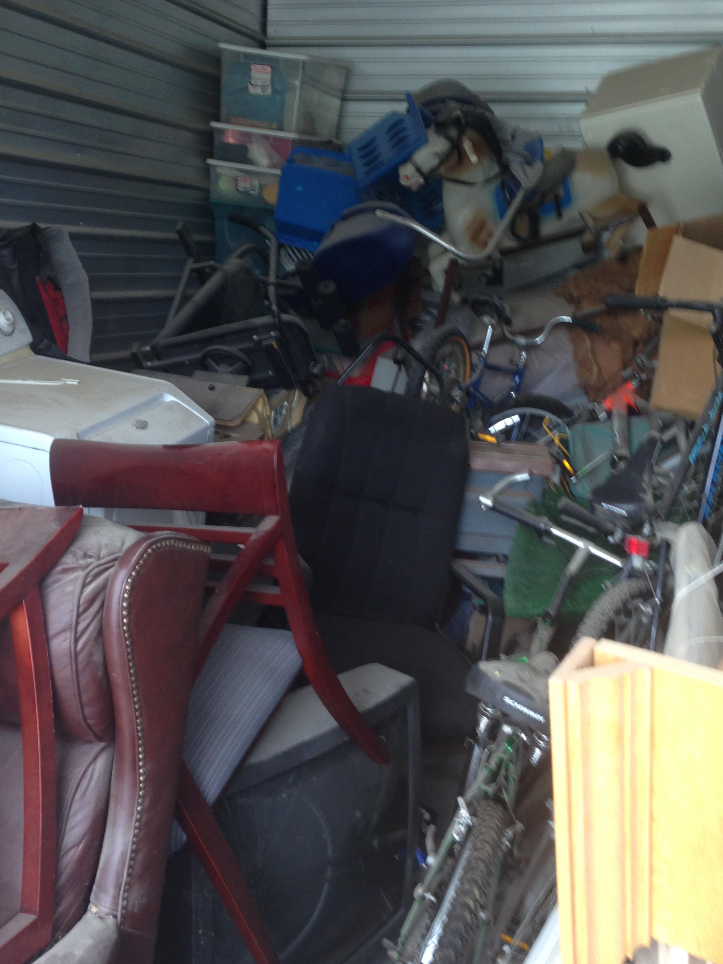 Storage auction 6361 at LockBox Storage Bennington