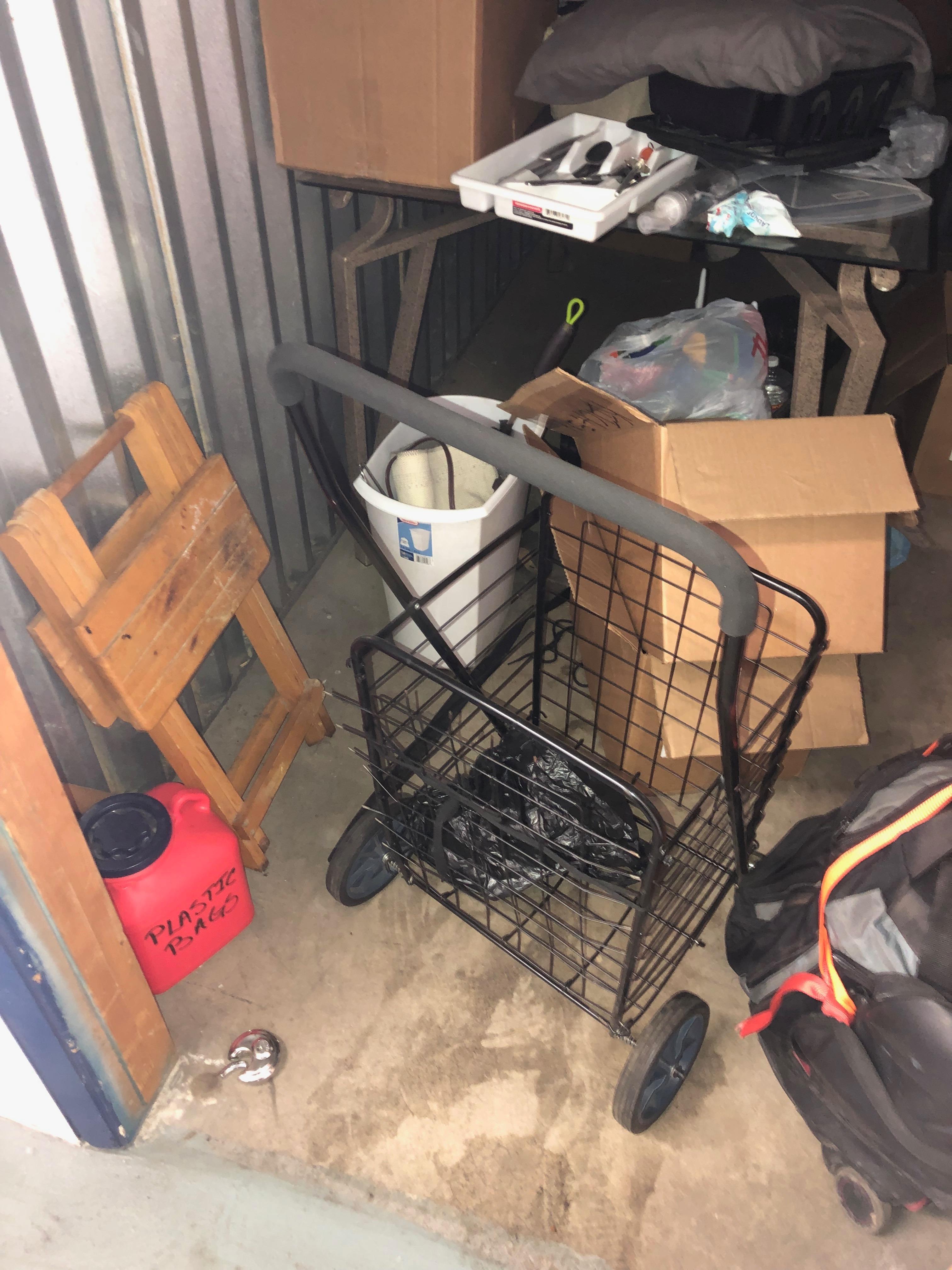 Storage auction 9500 at US Storage Centers Phoenix, AZ