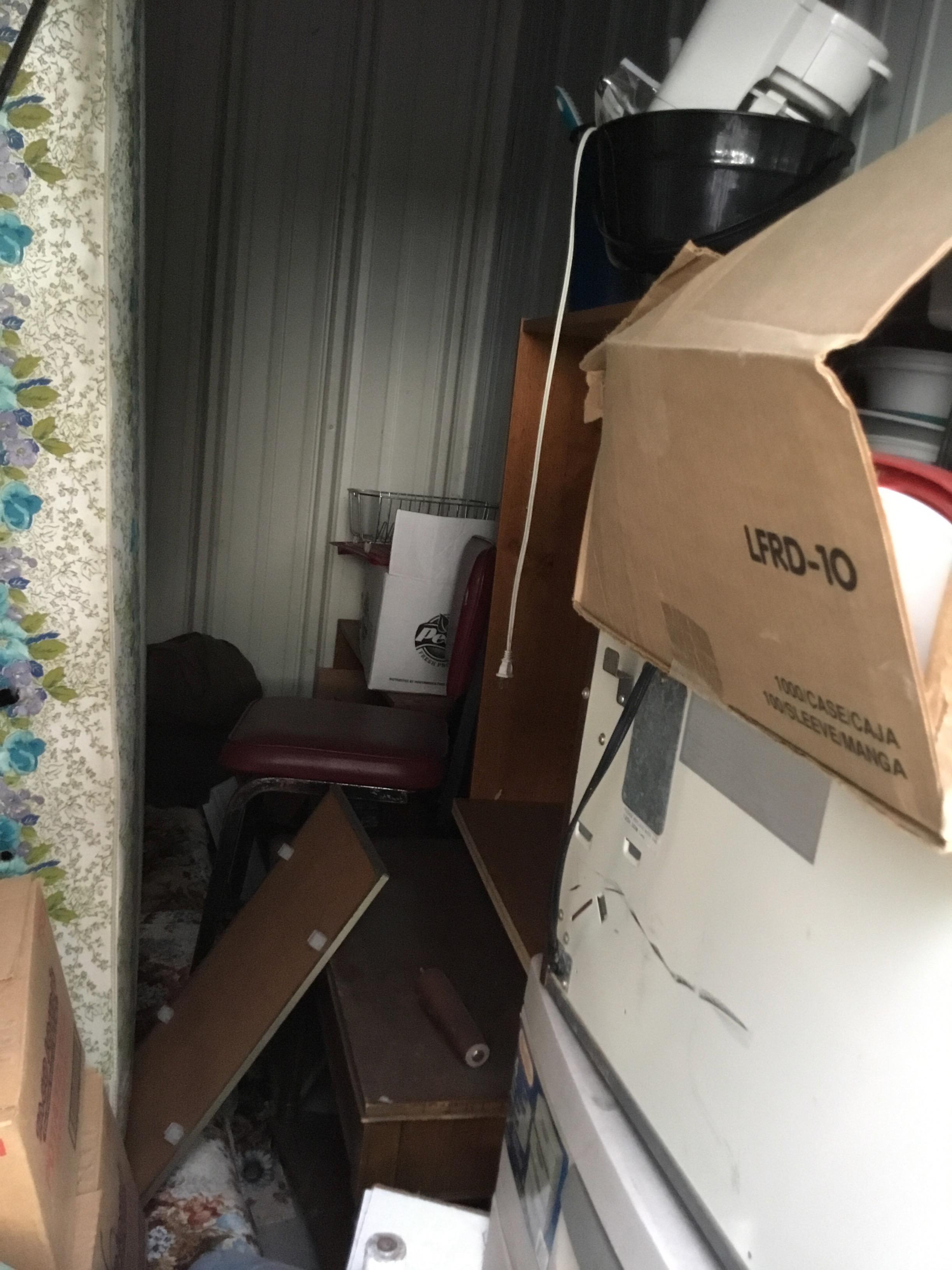 Storage auction 9706 at Southside Storage