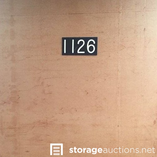Storage auction 10814 at 90th & Maple Self Storage