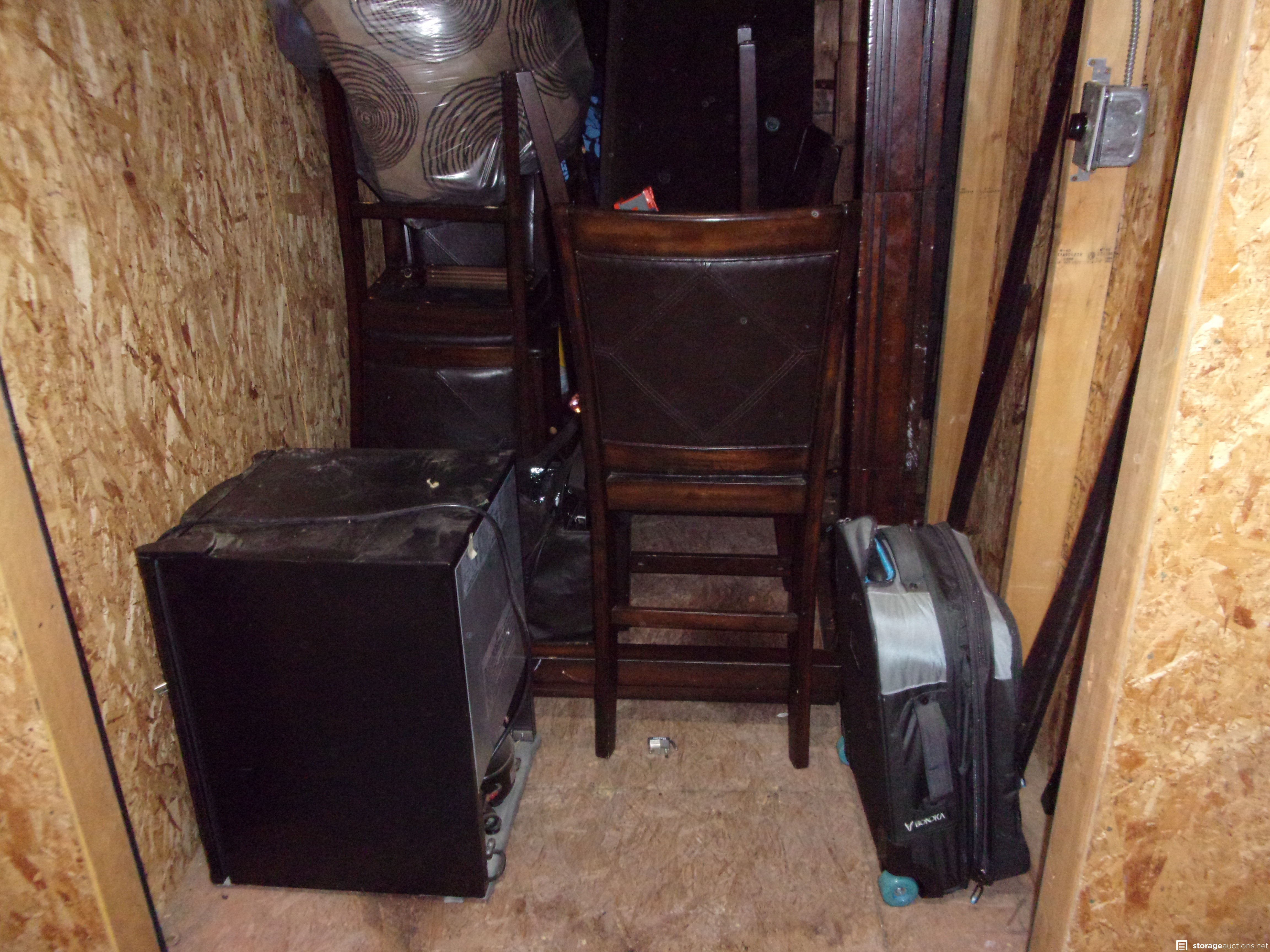 Storage auction 11989 at US Storage Centers Charleston