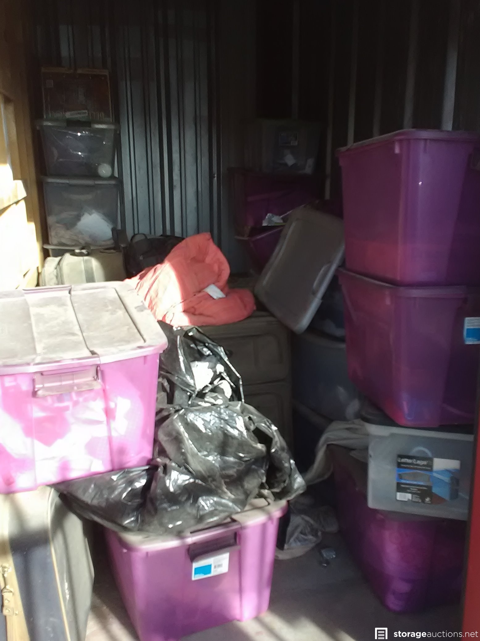 Storage auction 14357 at Mojave Storage