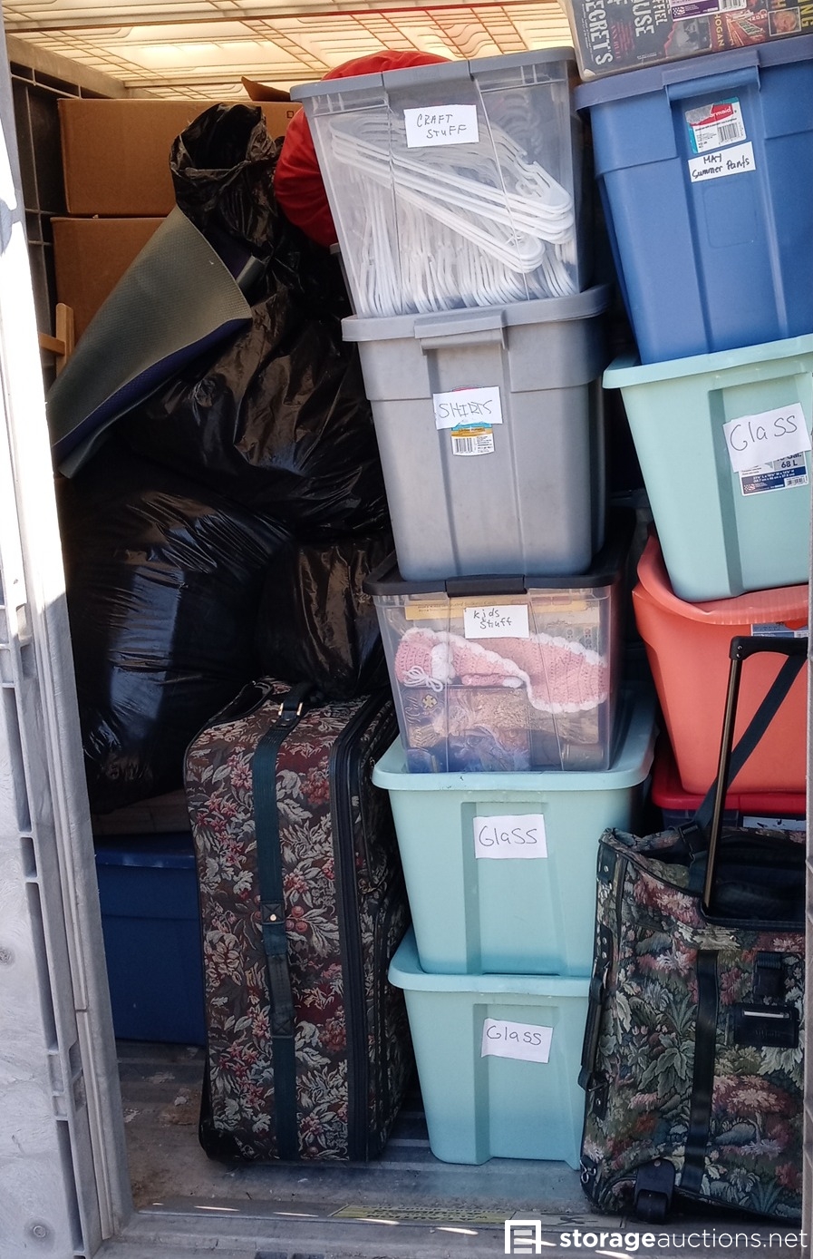 Storage auction 19299 at WASHINGTON SELF STORAGE COMPANY