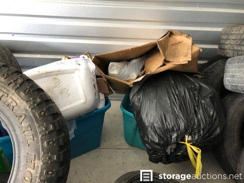 Storage auction 19665 at LockBox Storage Grimes