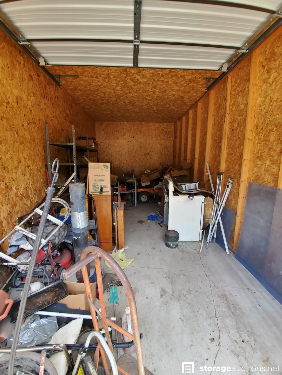 Storage auction 20093 at Triple C MiniStorage