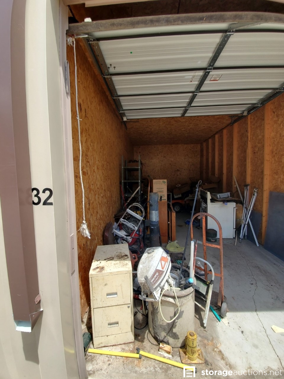 Storage auction 20093 at Triple C MiniStorage