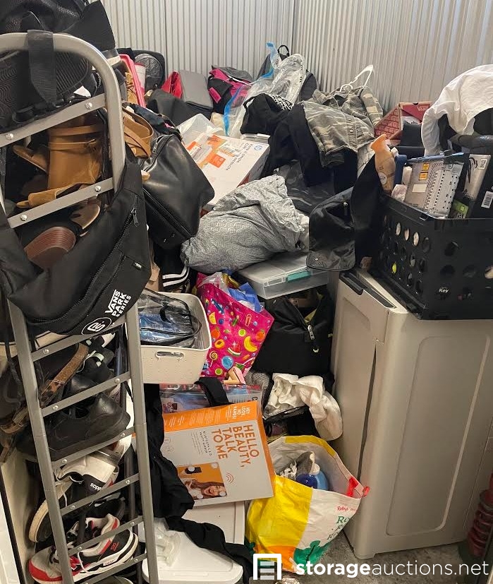 Storage auction 25084 at Superior Self Storage Rancho Cordova 1