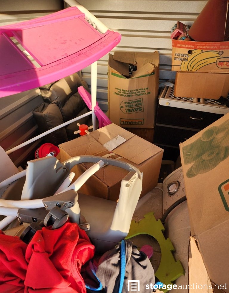 Storage auction 27394 at LockBox Storage Grand Island