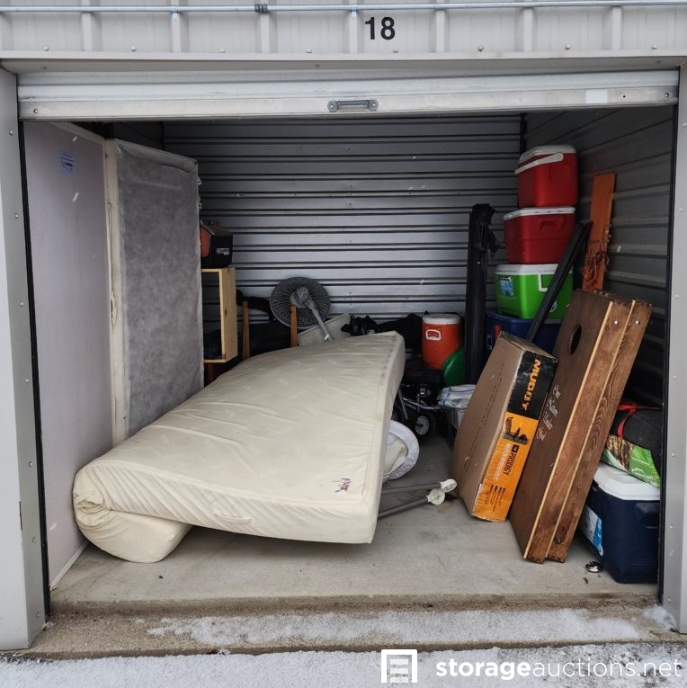 Storage auction 27590 at LockBox Storage Grand Island