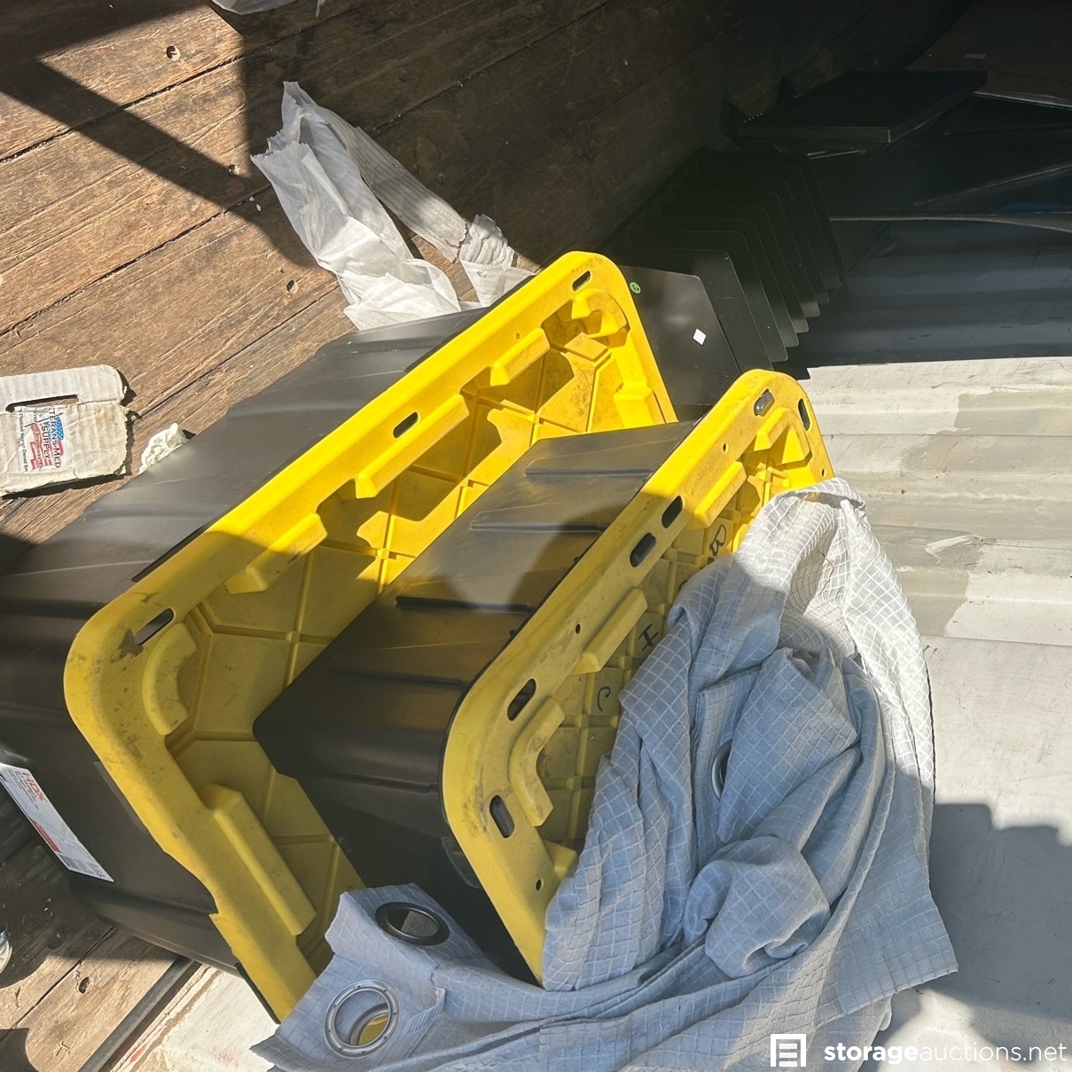 Storage auction 28686 at Arlington Self Storage