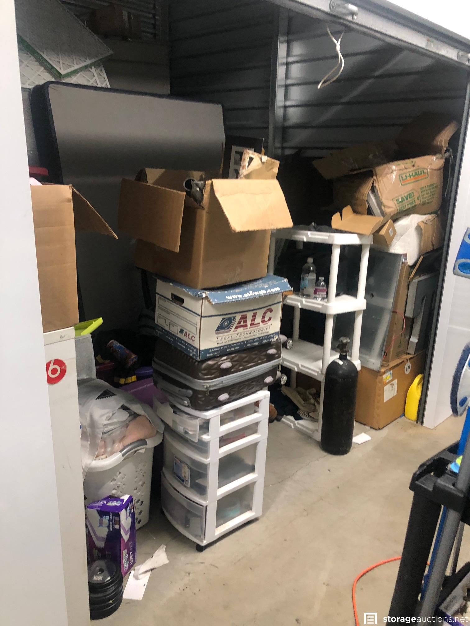 Storage auction 29045 at PacItAway Storage