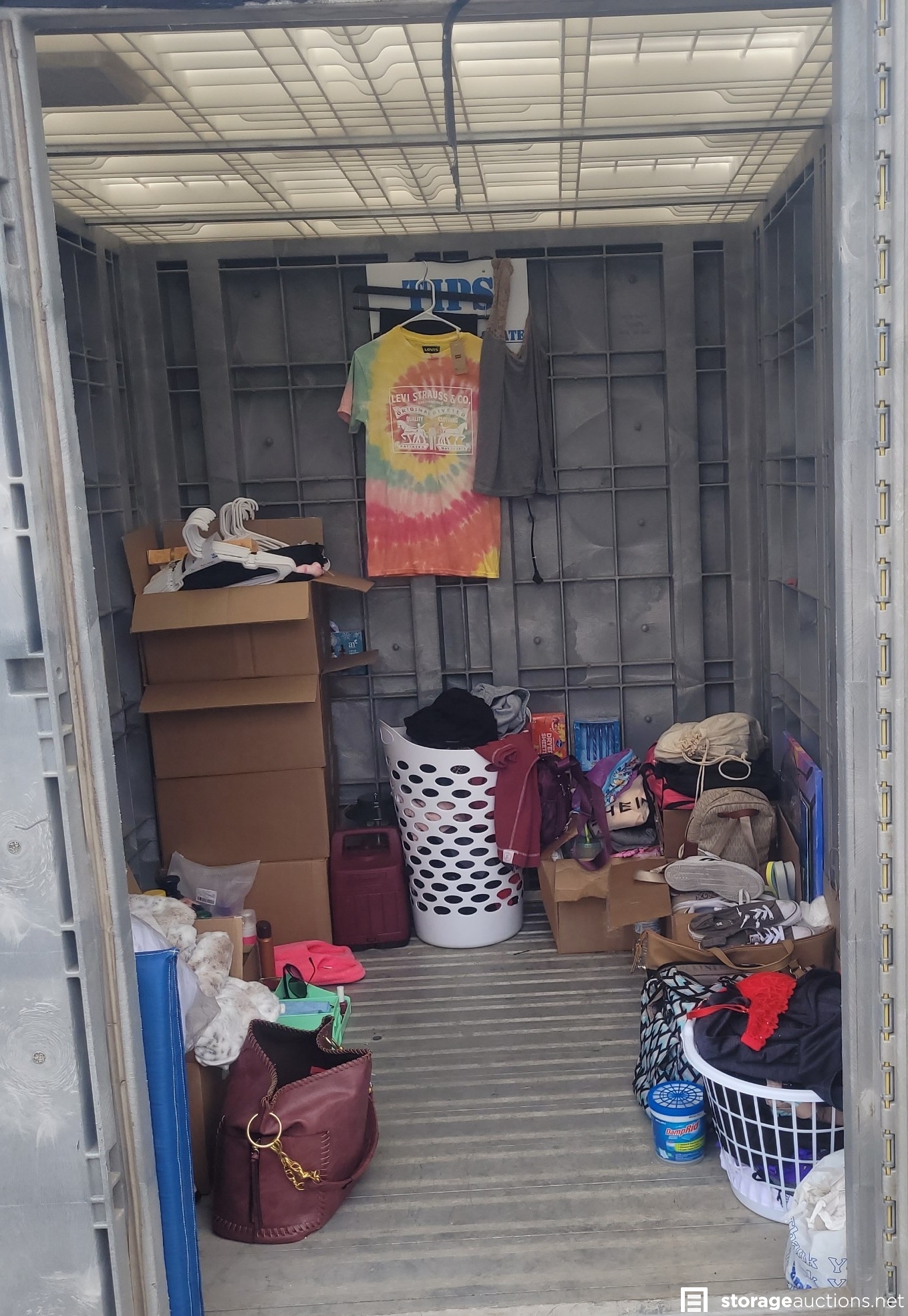 Storage auction 29700 at WASHINGTON SELF STORAGE COMPANY