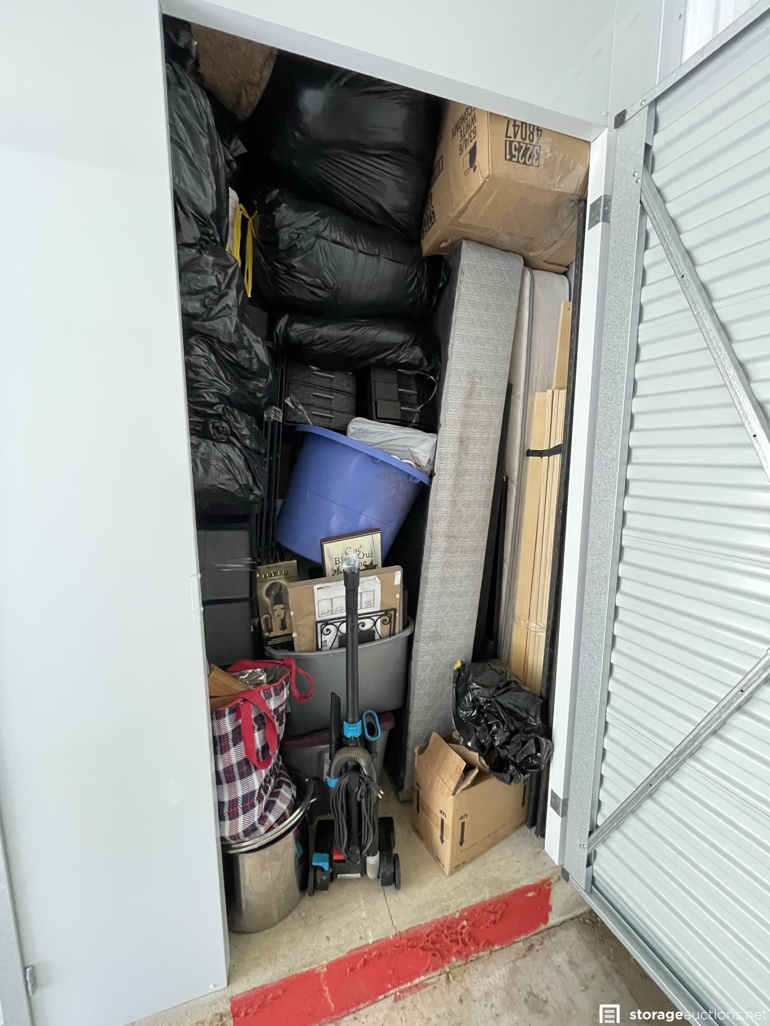 Storage auction 31205 at Store Here Self Storage